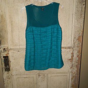 Ann Taylor Petite Ruffle layered Top Size Large Petite  (B-31)